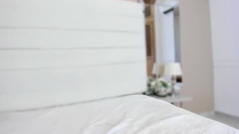 Snapshot of lilly_2809_ chatting on February 7, 4:05 am Lizeth follow me in my igimlilycute 3 online show from February 7, 4:05 am