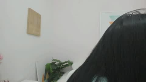 Snapshot of lilly_denson8 chatting on May 11, 3:51 pm Sweety Lilly Love online show from May 11, 3:51 pm