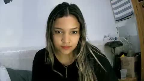 Sey - Lilly  online show from March 29, 9:37 pm