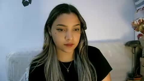Snapshot of lilly_ocean22 chatting on April 30, 9:41 pm Sey - Lilly online show from April 30, 9:41 pm