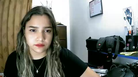 Snapshot of lilly_ocean22 chatting on June 14, 11:29 pm Sey - Lilly online show from June 14, 11:29 pm