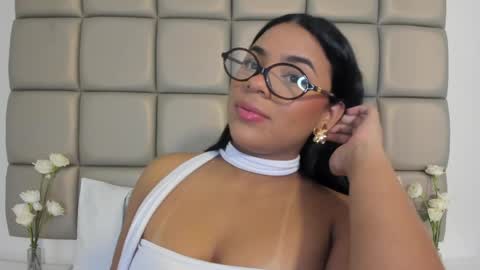 Lilly  online show from June 5, 6:52 am