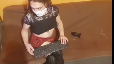 Lilli Sissy SlutCat online show from November 2, 11:51 pm