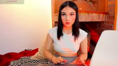 lilmei_ online show from July 22, 8:22 pm