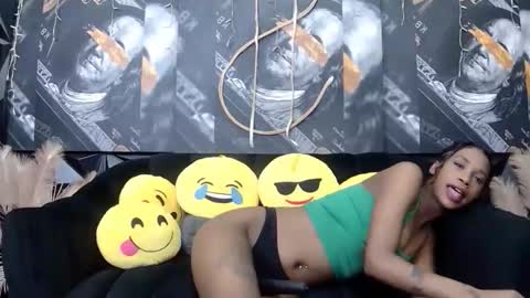 lilmissbaddiexxx online show from February 23, 6:27 pm