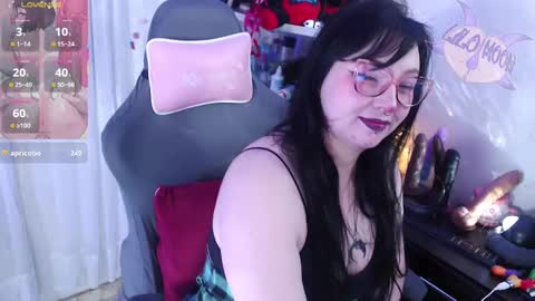 Snapshot of lilomoon69 chatting on September 20, 2:07 pm Lilo online show from September 20, 2:07 pm