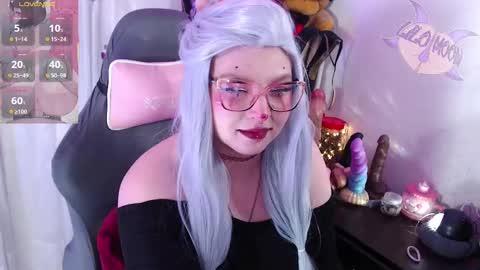 Snapshot of lilomoon69 chatting on October 17, 3:03 pm Lilo online show from October 17, 3:03 pm