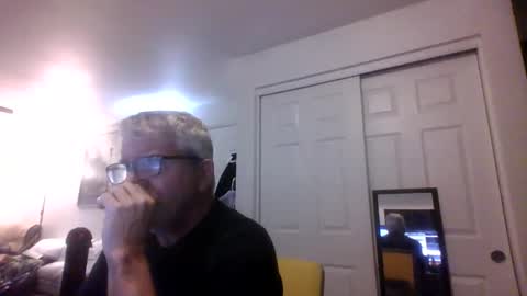 lilpackage69 online show from November 23, 11:59 pm