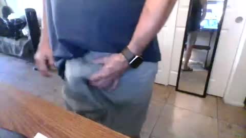 lilpackage69 online show from March 28, 9:36 pm