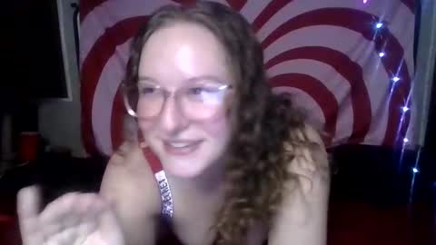 Snapshot of lilpies chatting on March 10, 12:18 am LilPies  online show from March 10, 12:18 am