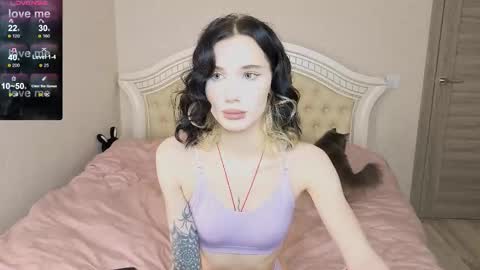 Jesse and Grace online show from March 25, 3:34 am