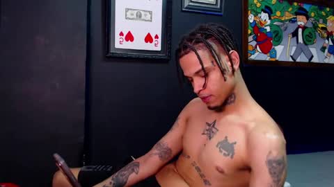 Snapshot of lilray99 chatting on April 29, 10:19 am ONLYFANS online show from April 29, 10:19 am