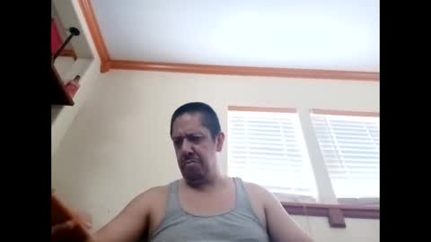 Snapshot of lilsancho409 chatting on April 10, 6:23 pm lilsancho409 online show from April 10, 6:23 pm