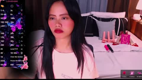 Snapshot of lilsweet_marie chatting on June 27, 5:51 pm Lilsweet marie online show from June 27, 5:51 pm