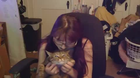 Snapshot of lilthickcums666 chatting on October 25, 3:36 am Casper online show from October 25, 3:36 am