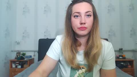 Snapshot of lilu_cute25 chatting on May 10, 6:57 pm lilu_cute25 online show from May 10, 6:57 pm