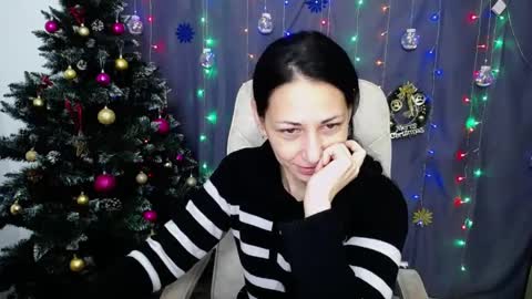 lilugrants online show from December 22, 1:01 am