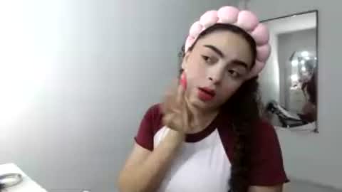 lily_anal_squirt online show from July 15, 3:23 am