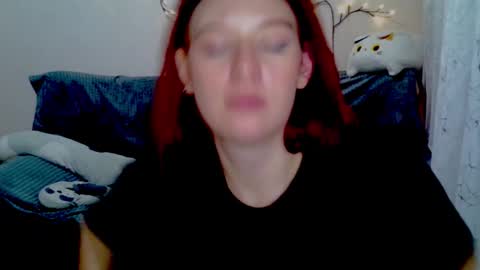 lily_ember online show from February 4, 7:09 pm