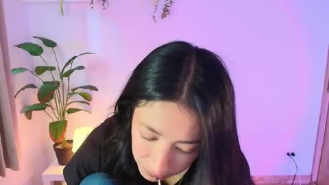 just lily online show from June 20, 10:12 pm