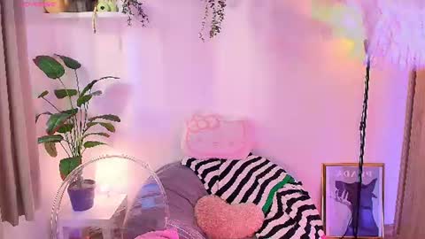 just lily online show from July 26, 10:05 pm
