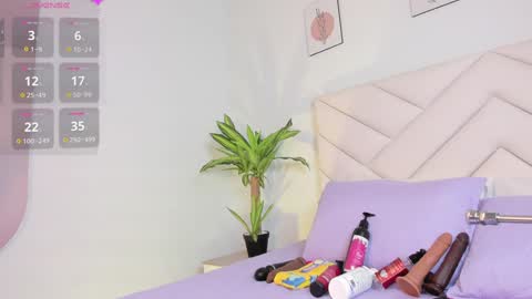   online show from December 13, 6:59 pm