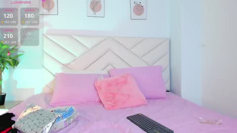   online show from December 16, 7:00 pm