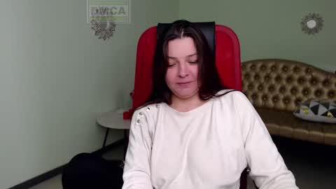 Lily online show from March 10, 9:53 am