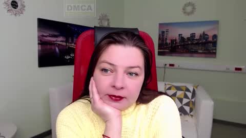 Snapshot of lily_flower7_ chatting on February 12, 6:30 am Lily online show from February 12, 6:30 am