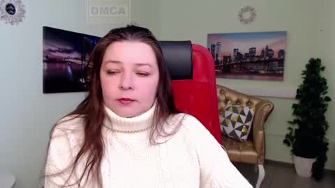 Snapshot of lily_flower7_ chatting on March 5, 5:14 am Lily online show from March 5, 5:14 am