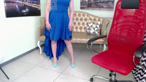 Lily online show from April 29, 5:00 am
