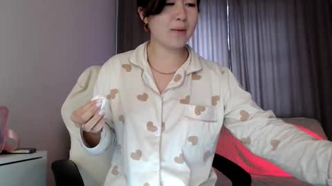 Lily Litle online show from October 17, 9:12 am