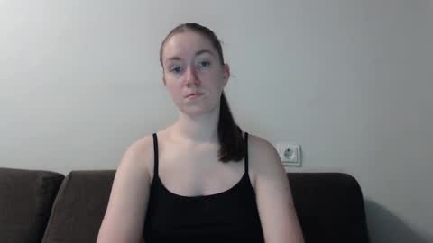 lily_love_x online show from January 20, 5:26 am