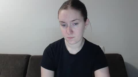 lily_love_x online show from January 31, 6:02 am