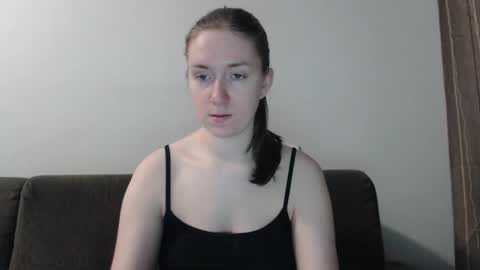 lily_love_x online show from February 15, 4:03 am