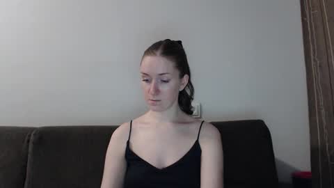 lily_love_x online show from January 7, 10:12 pm