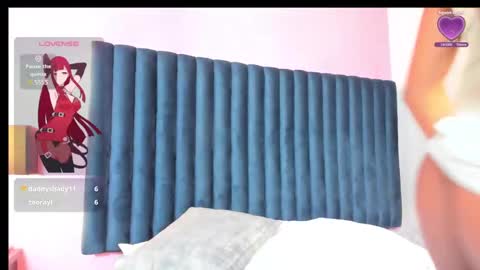 Lily Miiller online show from January 27, 8:49 pm