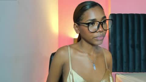 Lily Miiller online show from February 7, 7:38 pm