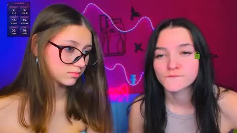Snapshot of lily_morty chatting on April 26, 1:47 am Lily online show from April 26, 1:47 am