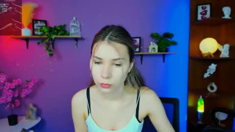 Snapshot of lily_morty chatting on May 1, 11:26 am Lily online show from May 1, 11:26 am