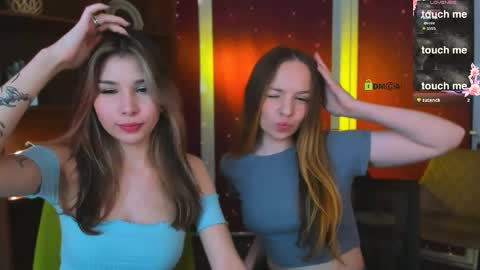 Snapshot of lily_morty chatting on May 22, 11:27 am Lily online show from May 22, 11:27 am