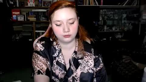 Alice online show from October 9, 6:39 pm