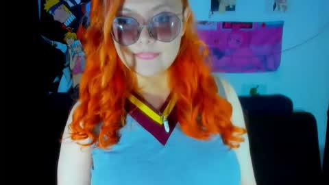 lily_stone04 online show from December 6, 7:43 am