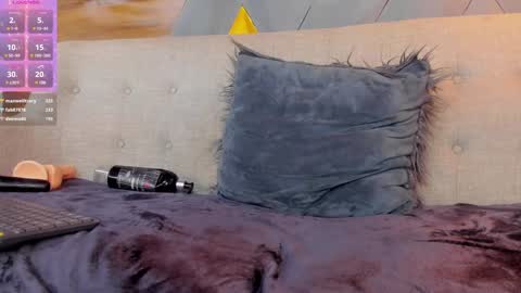 lily_waist online show from January 24, 3:32 am