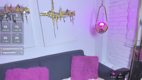 lily_waist online show from February 7, 2:15 pm