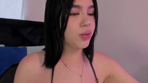 LilyWoodz online show from January 15, 7:17 pm