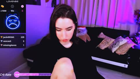 Snapshot of lily_xbaby chatting on December 20, 10:05 am LILY online show from December 20, 10:05 am