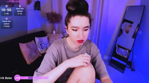 LILY online show from April 19, 11:53 am