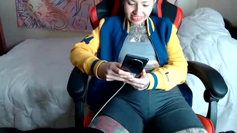 Lily online show from March 25, 4:51 am