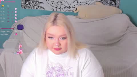 Lily online show from December 27, 1:43 am